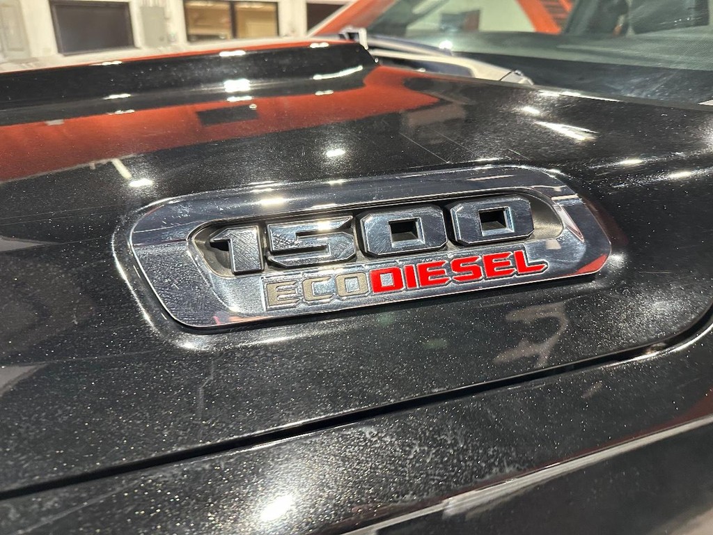 Ram 1500 Vehicle Full-screen Gallery Image 8