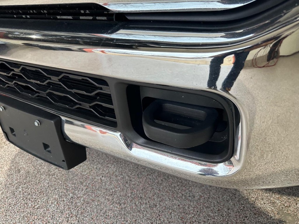 Ram 2500 Vehicle Full-screen Gallery Image 13