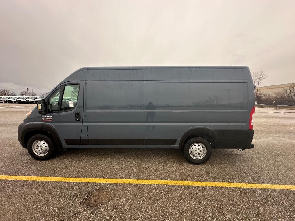 Ram ProMaster Cargo Van Vehicle Full-screen Gallery Image 8