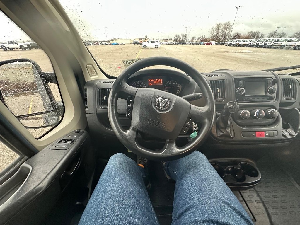 Ram ProMaster Cargo Van Vehicle Full-screen Gallery Image 22
