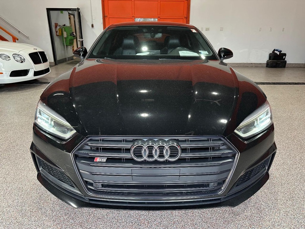 Audi S5 Sportback Vehicle Full-screen Gallery Image 10