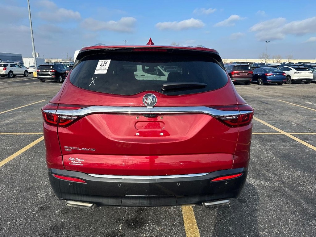 Buick Enclave Vehicle Full-screen Gallery Image 4