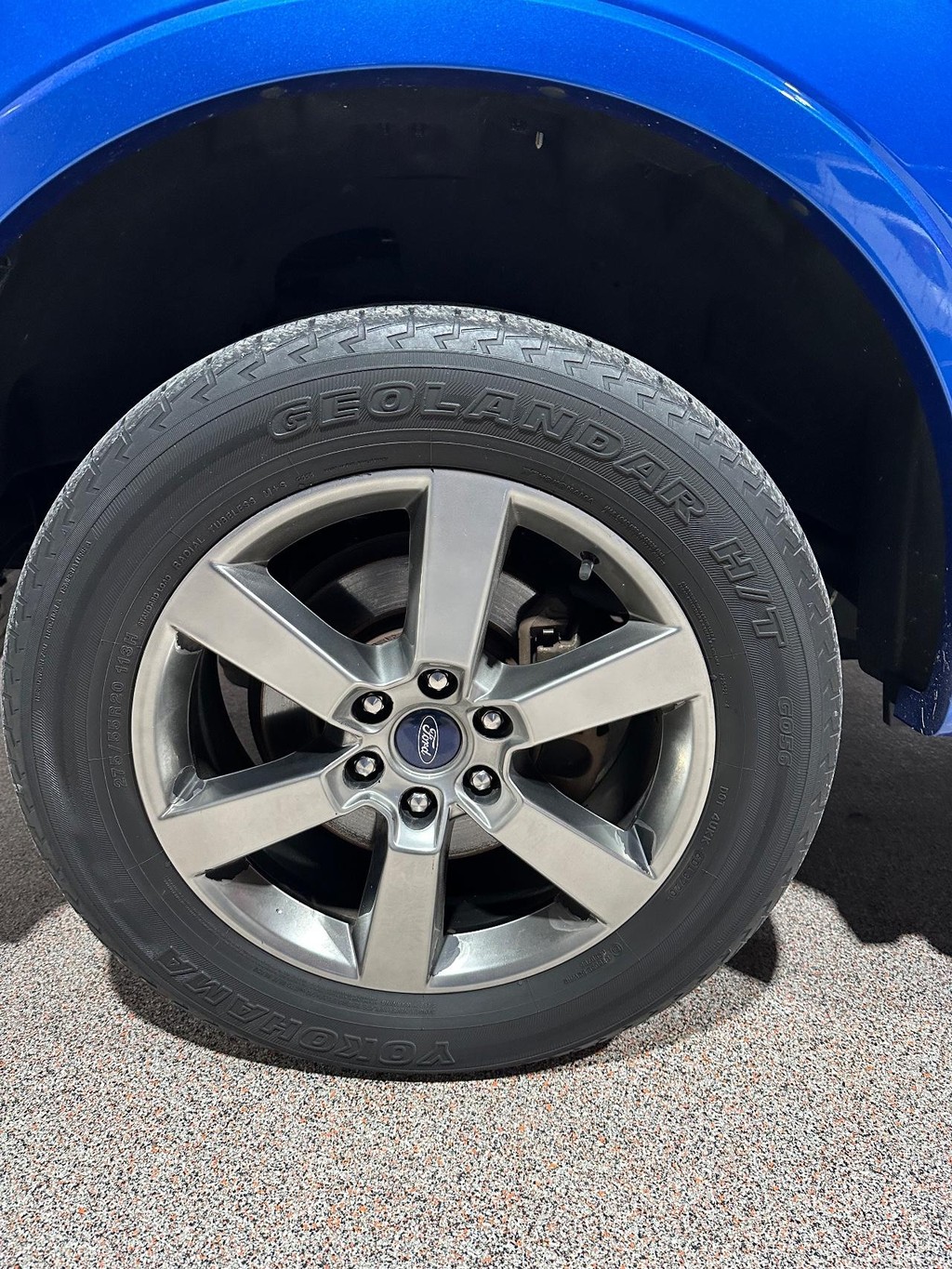 Ford F-150 Vehicle Full-screen Gallery Image 9