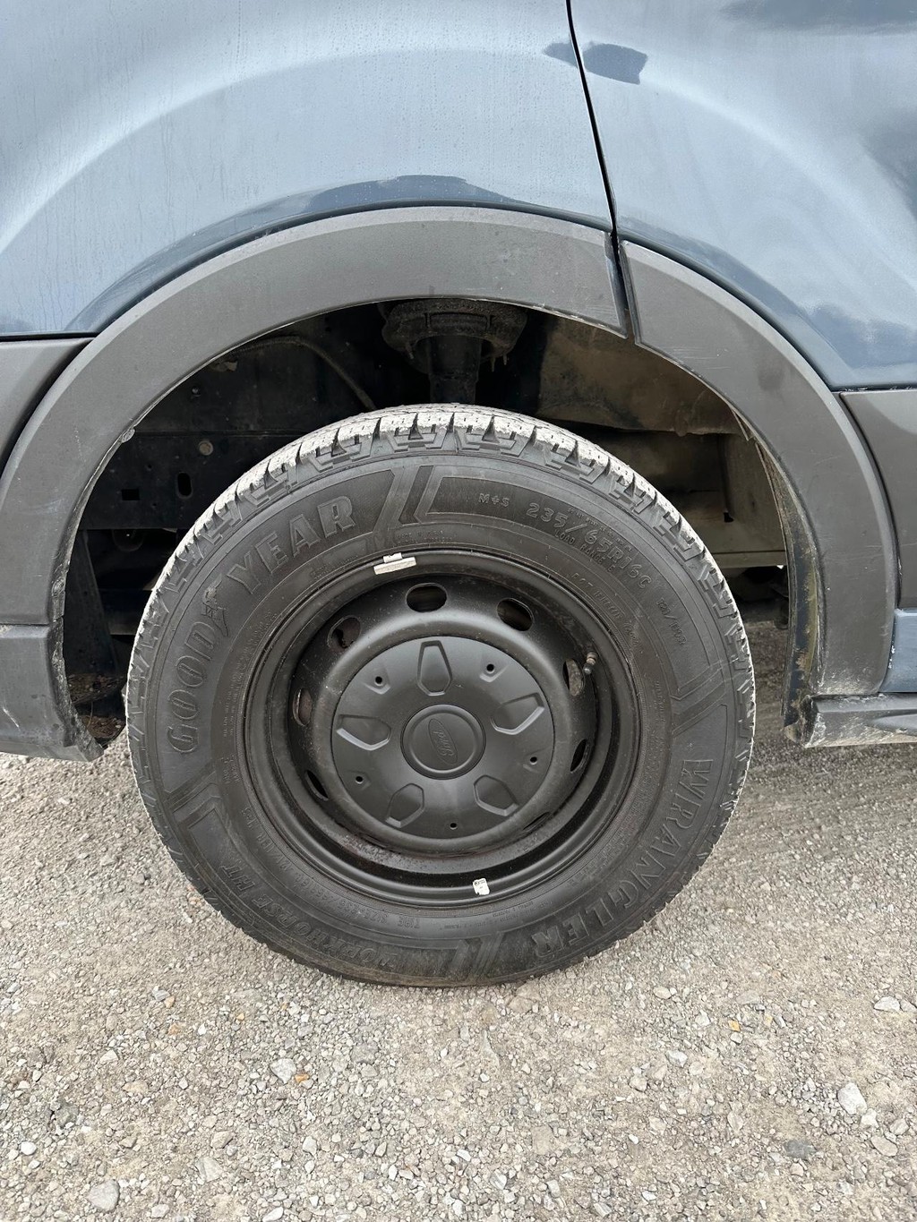 Ford Transit Cargo Van Vehicle Full-screen Gallery Image 9