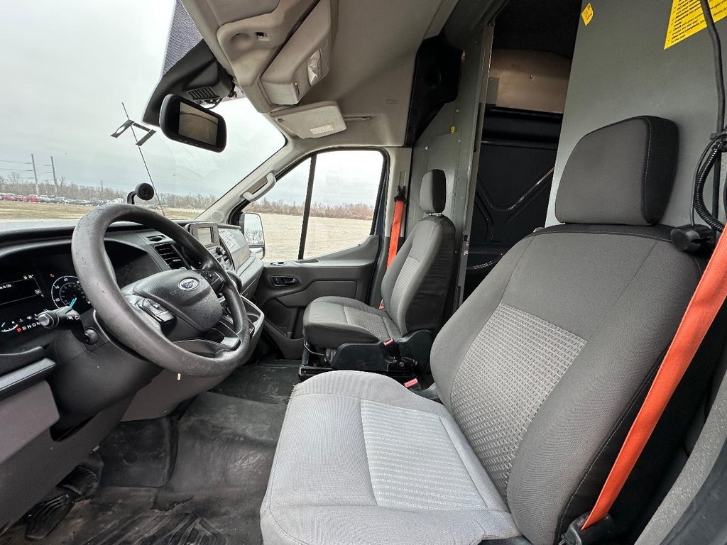 Ford Transit Cargo Van Vehicle Full-screen Gallery Image 13