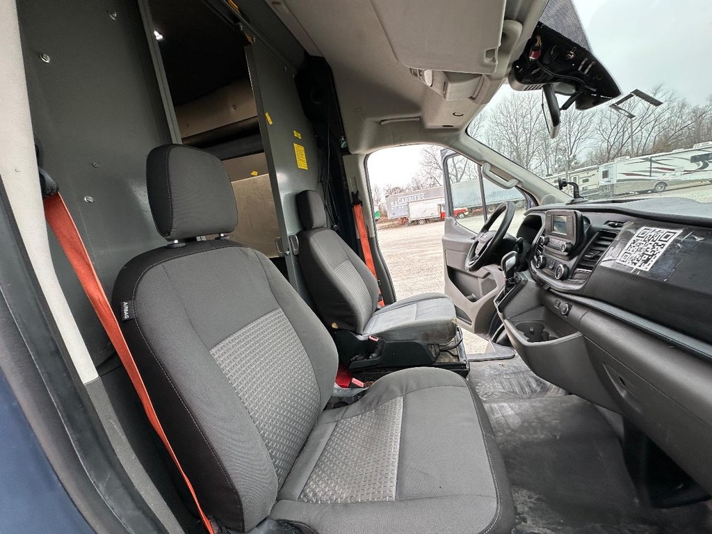 Ford Transit Cargo Van Vehicle Full-screen Gallery Image 14