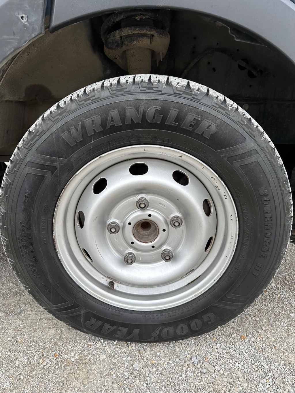 Ford Transit Cargo Van Vehicle Full-screen Gallery Image 19