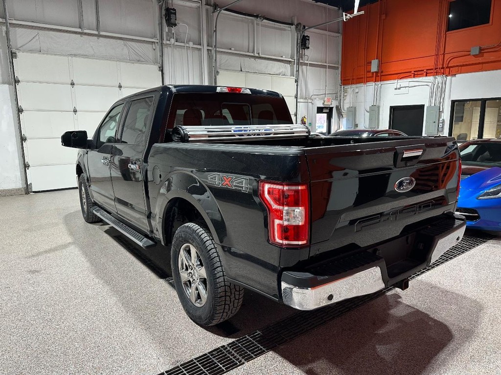 Ford F-150 Vehicle Full-screen Gallery Image 4