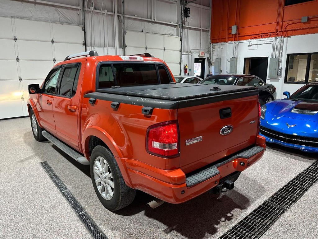 Ford Explorer Sport Trac Vehicle Full-screen Gallery Image 7