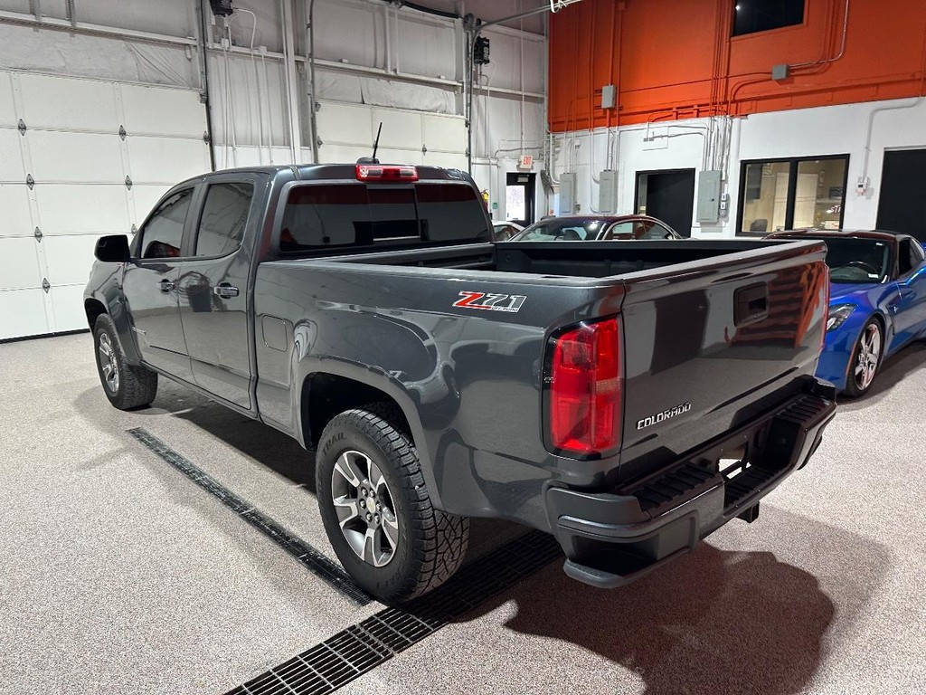 Chevrolet Colorado Vehicle Full-screen Gallery Image 05