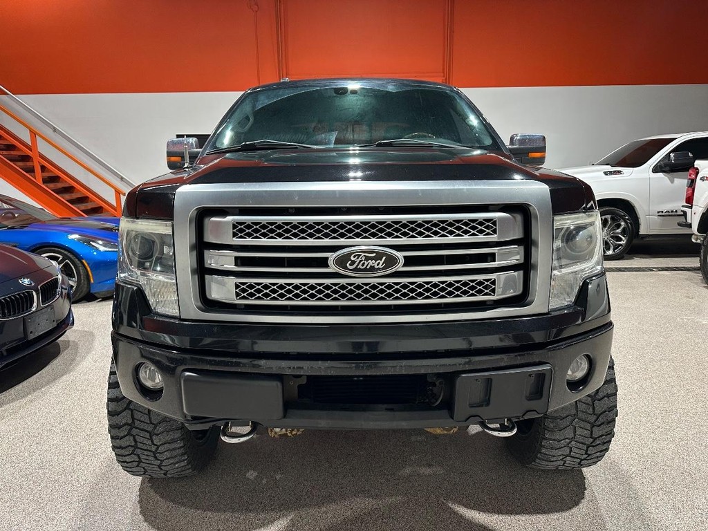 Ford F-150 Vehicle Full-screen Gallery Image 6
