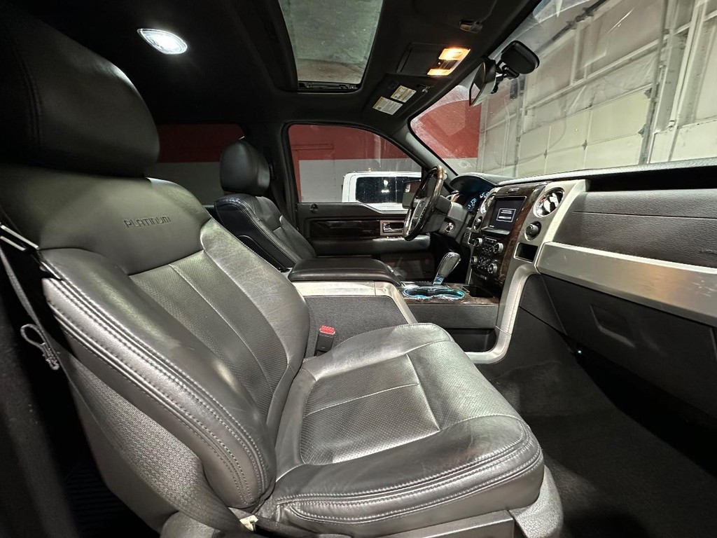 Ford F-150 Vehicle Full-screen Gallery Image 15