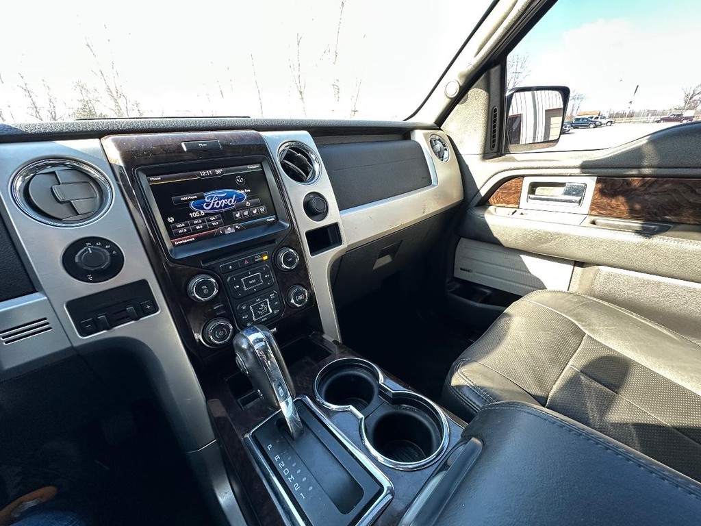 Ford F-150 Vehicle Full-screen Gallery Image 20