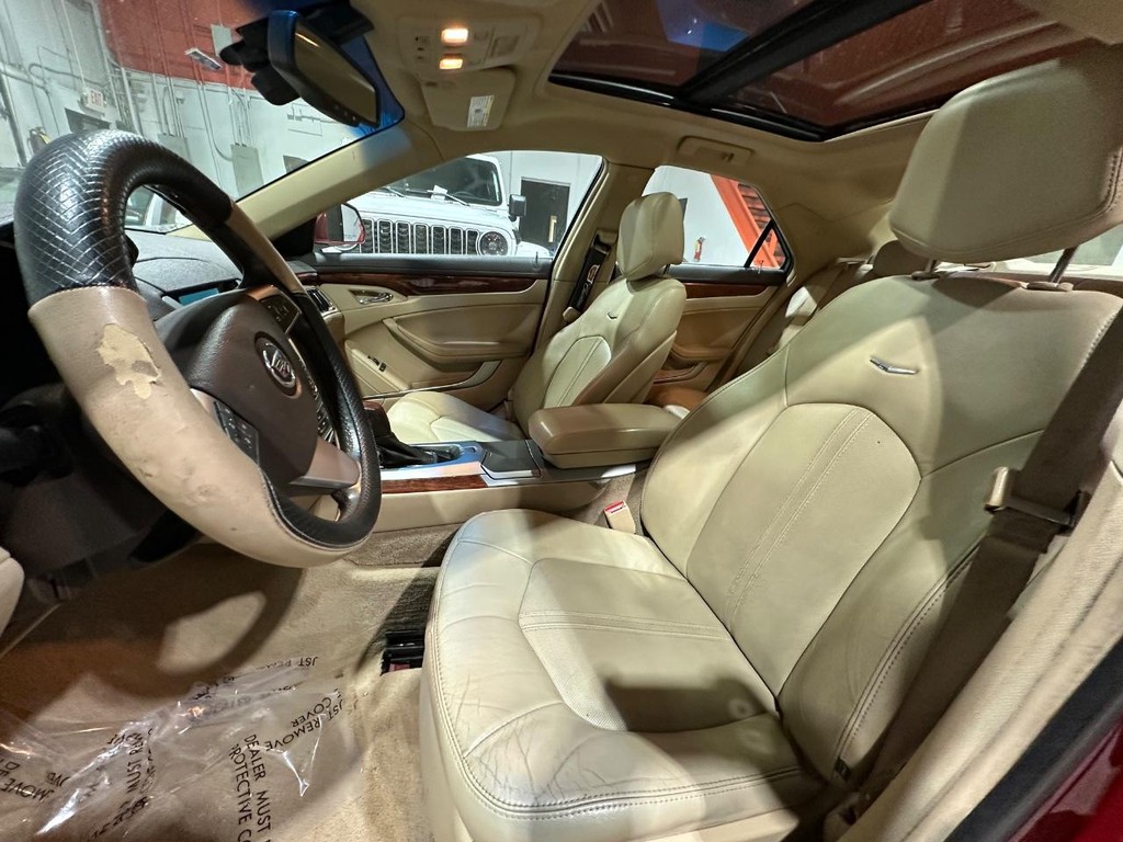Cadillac CTS Sedan Vehicle Full-screen Gallery Image 10