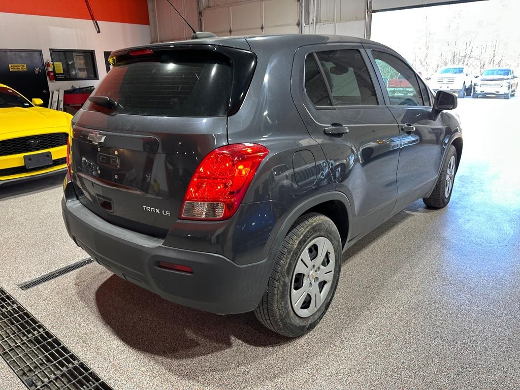 Chevrolet Trax Vehicle Full-screen Gallery Image 5