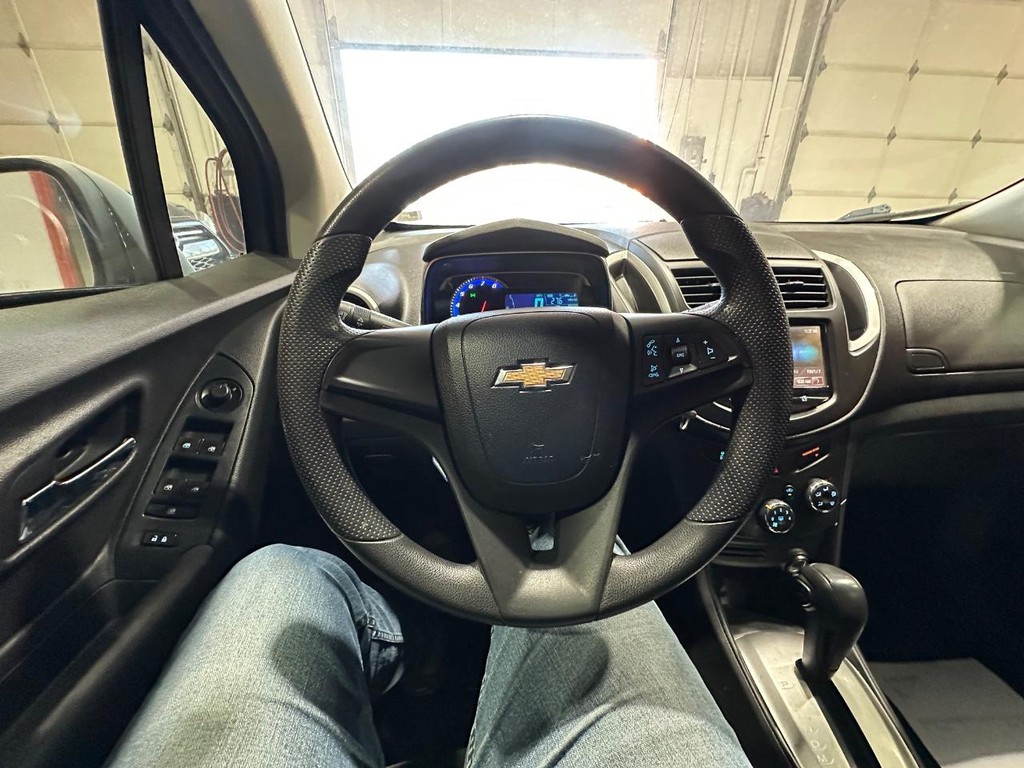 Chevrolet Trax Vehicle Full-screen Gallery Image 18