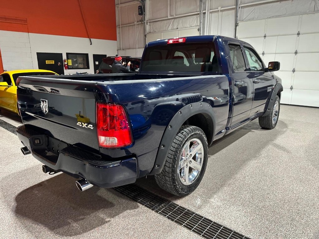 Ram 1500 Vehicle Full-screen Gallery Image 5