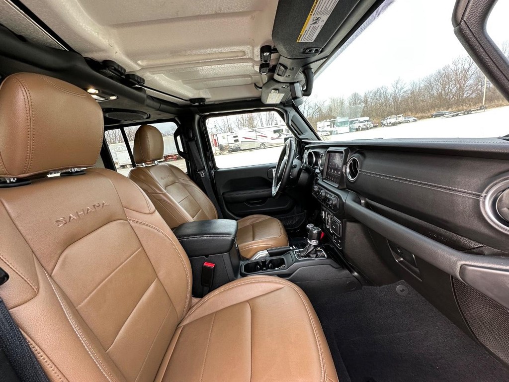 Jeep Wrangler 4xe Vehicle Full-screen Gallery Image 13