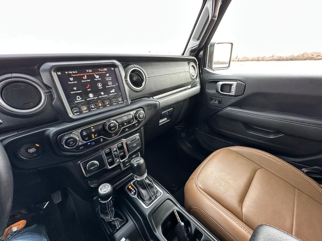 Jeep Wrangler 4xe Vehicle Full-screen Gallery Image 16