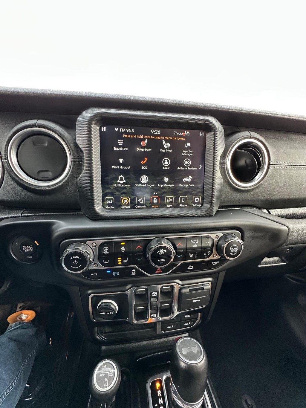 Jeep Wrangler 4xe Vehicle Full-screen Gallery Image 17