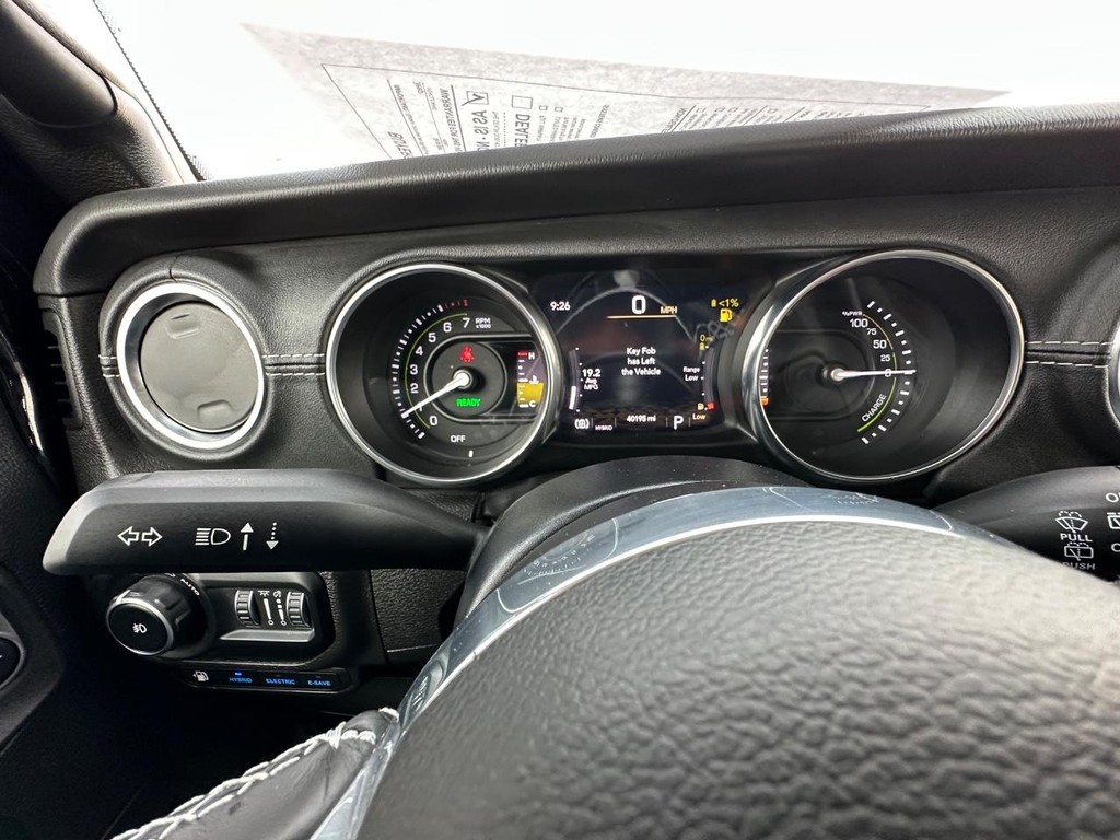 Jeep Wrangler 4xe Vehicle Full-screen Gallery Image 20