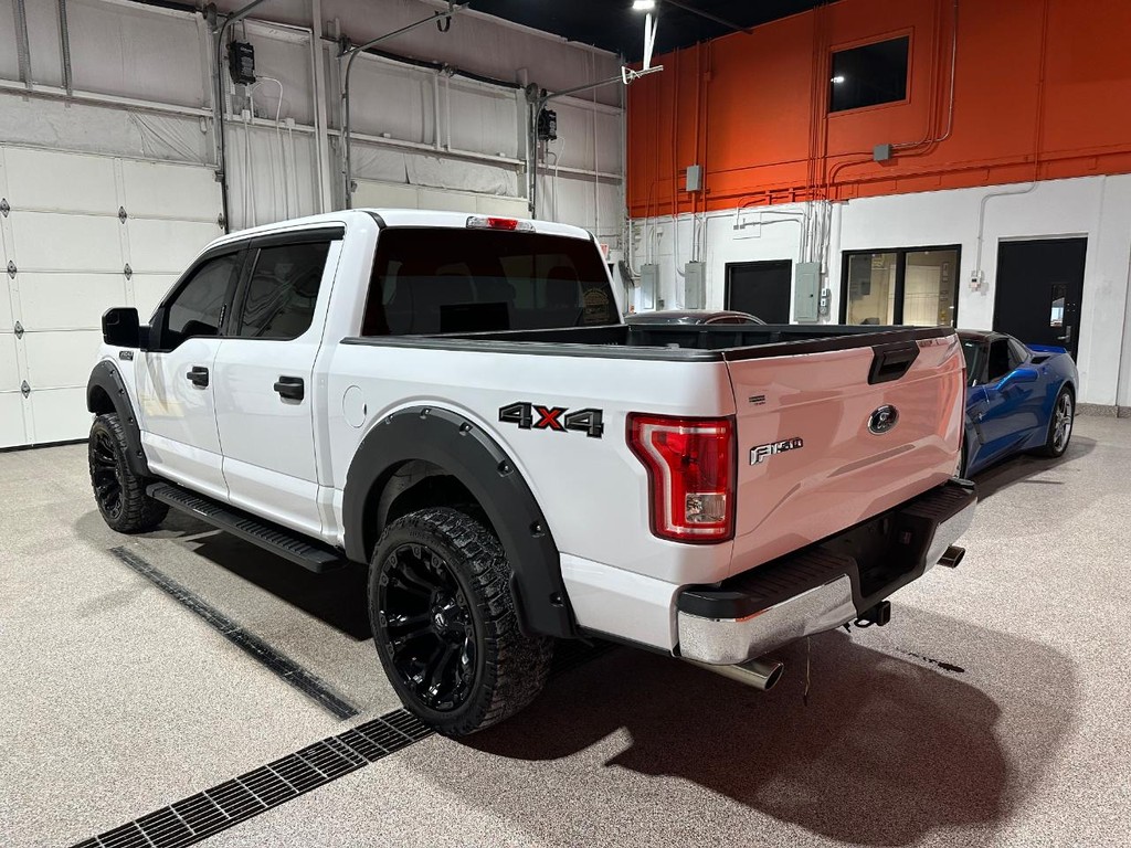 Ford F-150 Vehicle Full-screen Gallery Image 5