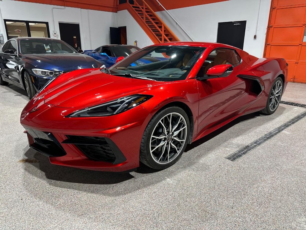 Chevrolet Corvette Vehicle Full-screen Gallery Image 7