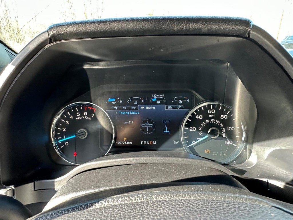 Ford F-150 Vehicle Full-screen Gallery Image 27