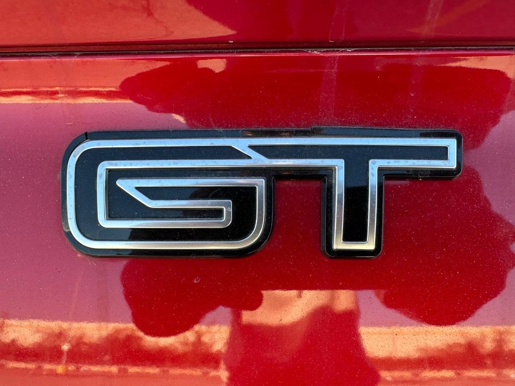 Ford Mustang Mach-E Vehicle Full-screen Gallery Image 5