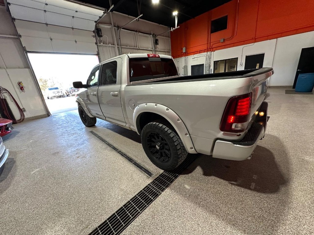 Ram 1500 Vehicle Full-screen Gallery Image 7