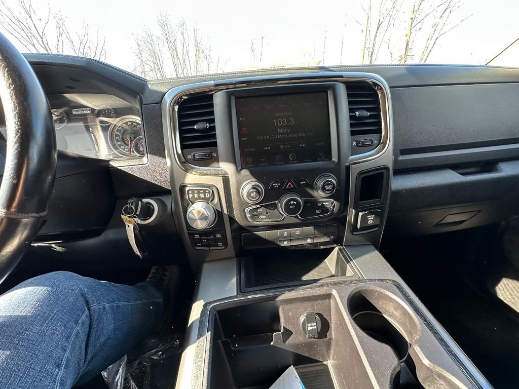 Ram 1500 Vehicle Full-screen Gallery Image 18