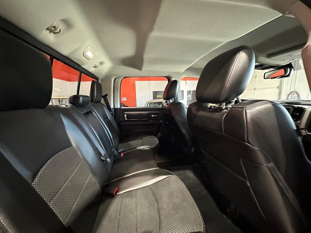 Ram 1500 Vehicle Full-screen Gallery Image 19