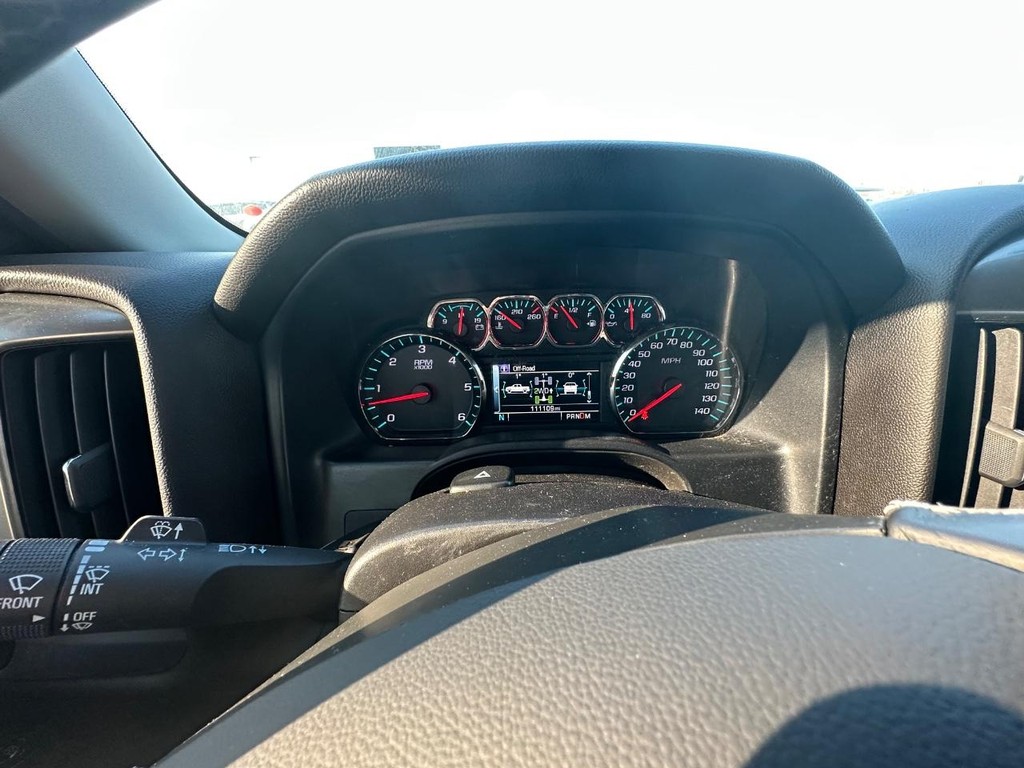 Chevrolet Silverado 1500 Vehicle Full-screen Gallery Image 22