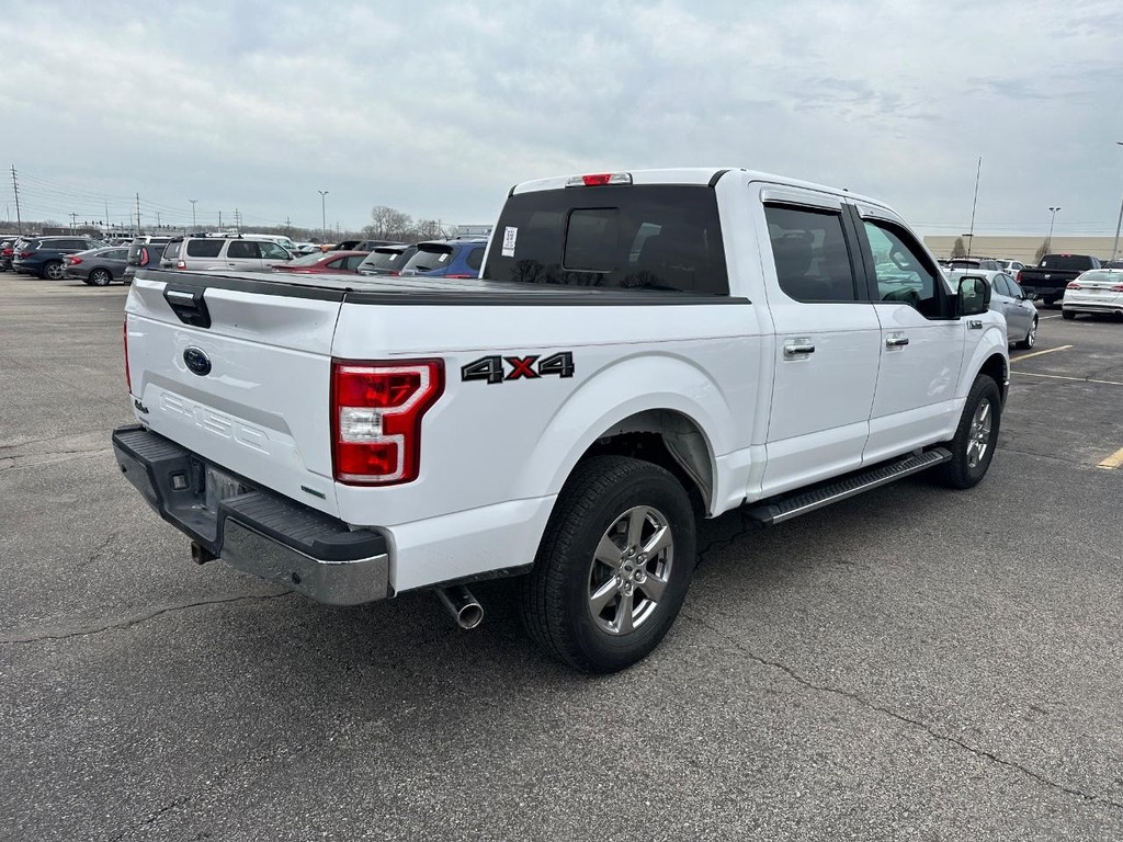 Ford F-150 Vehicle Full-screen Gallery Image 2