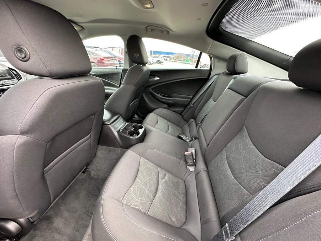 Chevrolet Volt Vehicle Full-screen Gallery Image 9