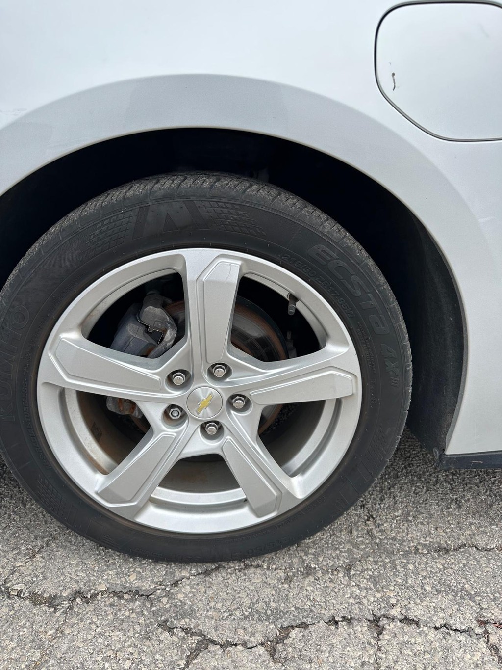 Chevrolet Volt Vehicle Full-screen Gallery Image 11