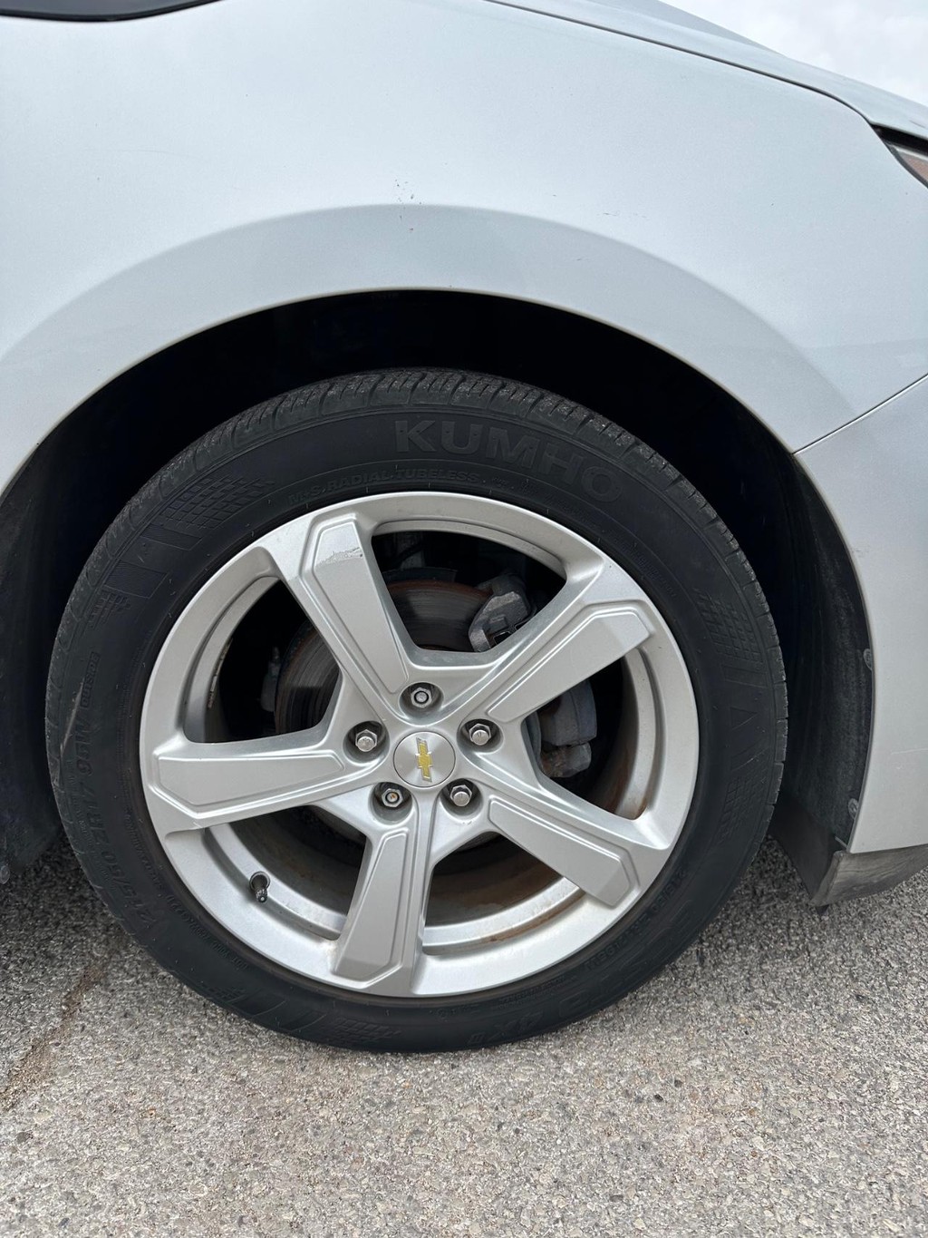 Chevrolet Volt Vehicle Full-screen Gallery Image 12