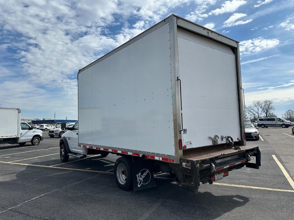 Ram 5500HD Vehicle Full-screen Gallery Image 6