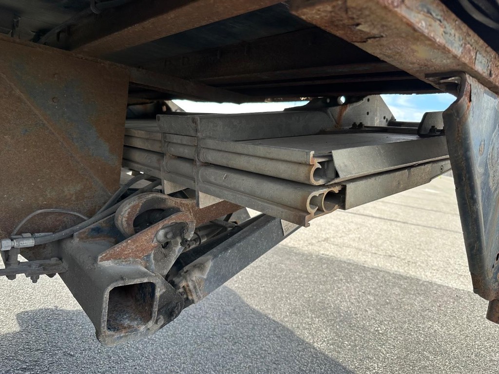 Ram 5500HD Vehicle Full-screen Gallery Image 9