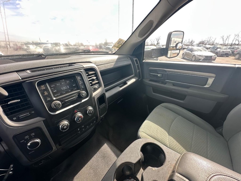 Ram 5500HD Vehicle Full-screen Gallery Image 20