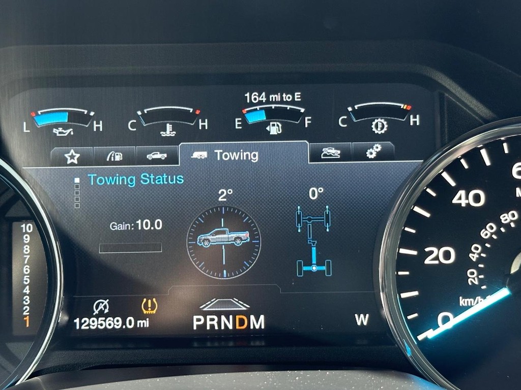 Ford F-150 Vehicle Full-screen Gallery Image 25