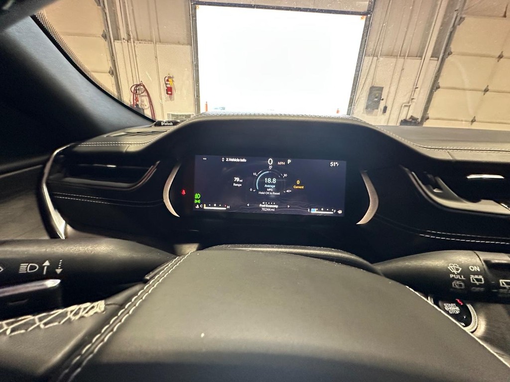 Jeep Grand Cherokee L Vehicle Full-screen Gallery Image 25