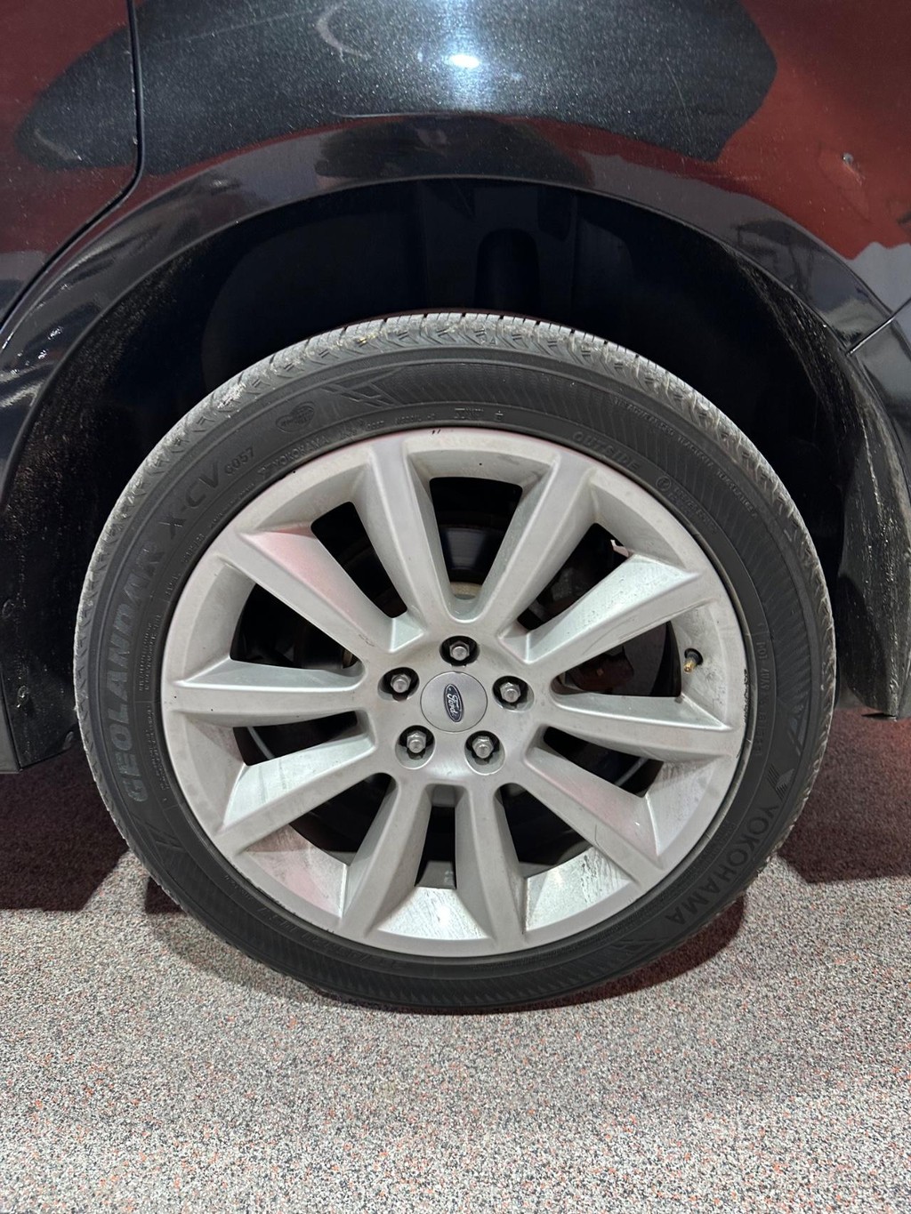 Ford Flex Vehicle Full-screen Gallery Image 9