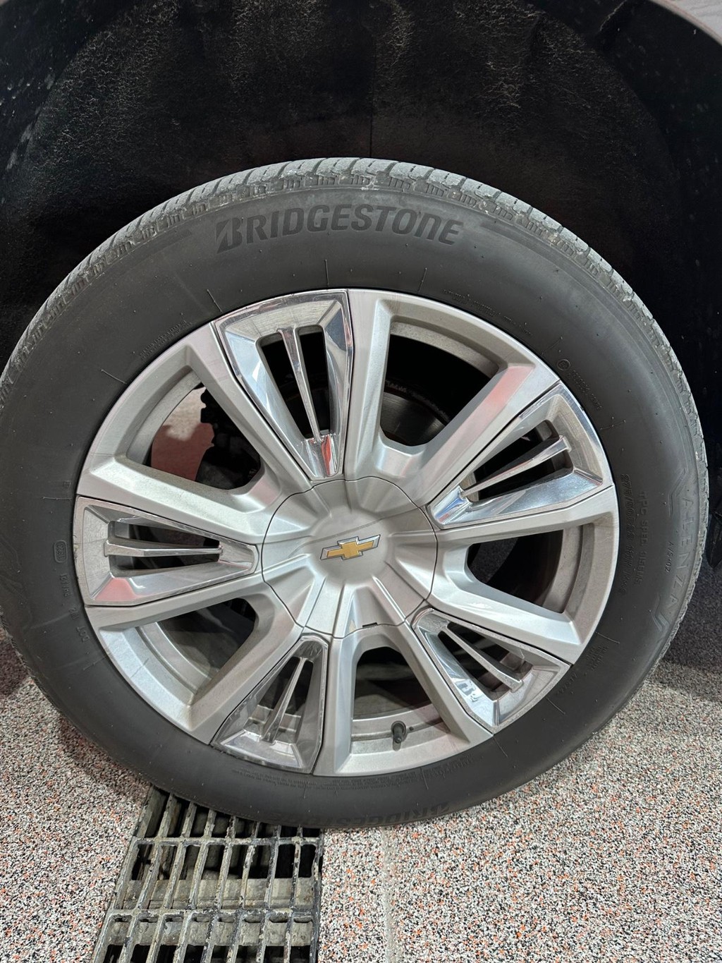 Chevrolet Tahoe Vehicle Full-screen Gallery Image 13