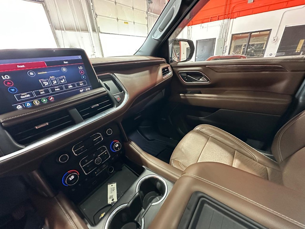 Chevrolet Tahoe Vehicle Full-screen Gallery Image 24