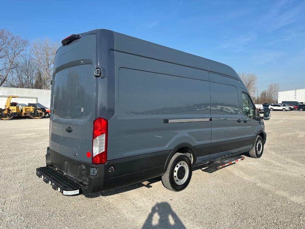 Ford Transit Cargo Van Vehicle Full-screen Gallery Image 3
