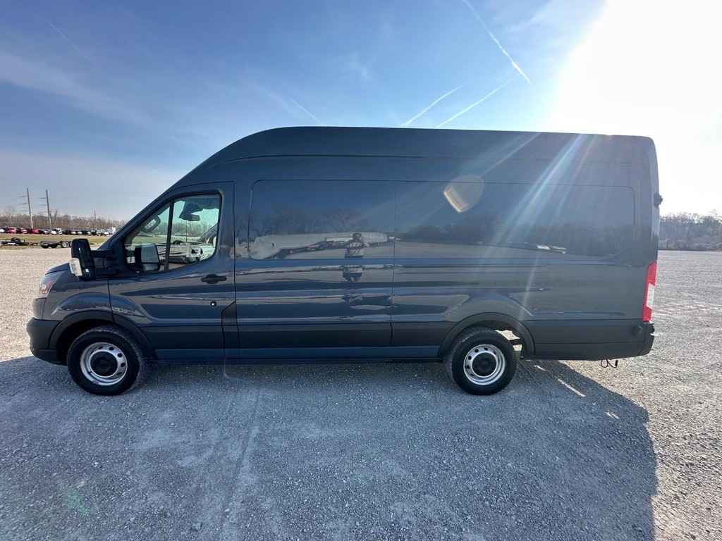 Ford Transit Cargo Van Vehicle Full-screen Gallery Image 4