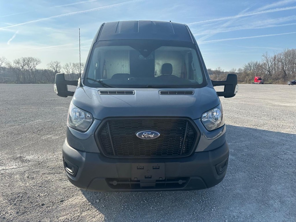 Ford Transit Cargo Van Vehicle Full-screen Gallery Image 8