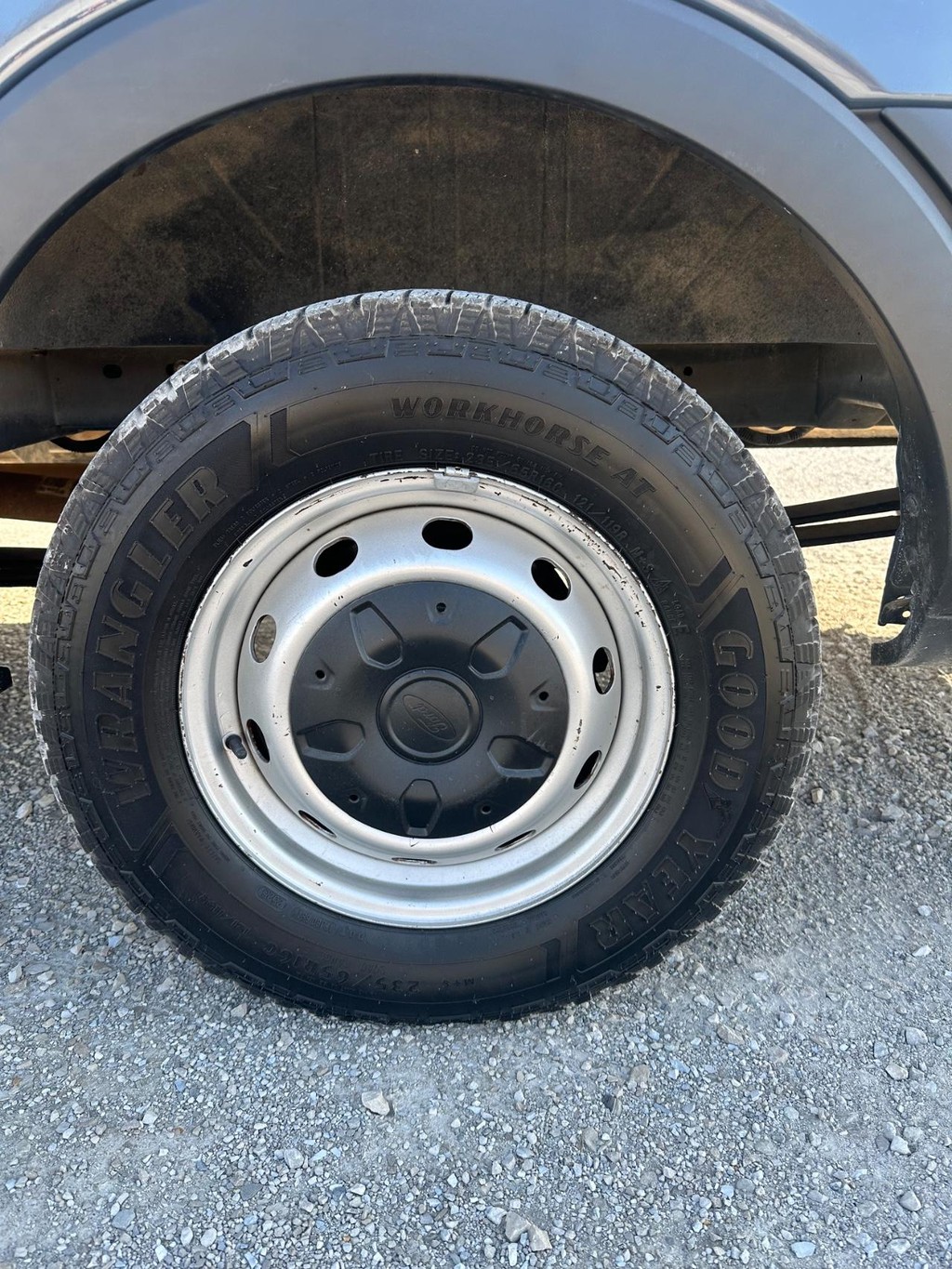 Ford Transit Cargo Van Vehicle Full-screen Gallery Image 12