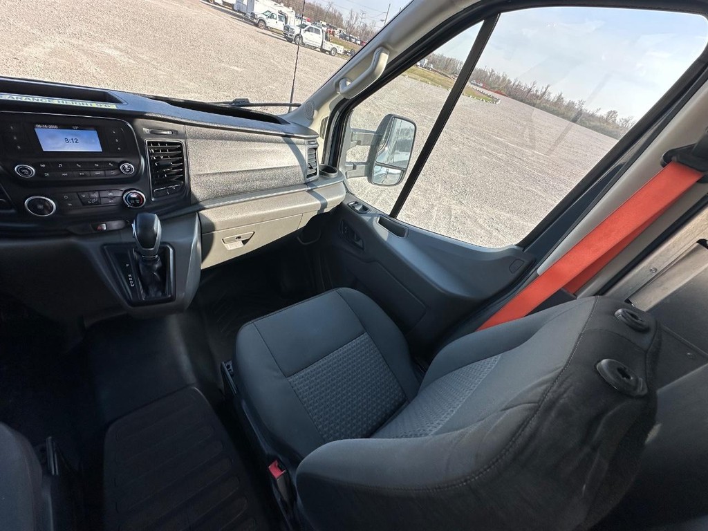 Ford Transit Cargo Van Vehicle Full-screen Gallery Image 13